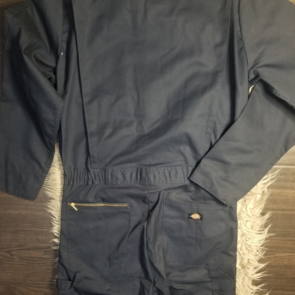 Overall - Picture 4 of 6